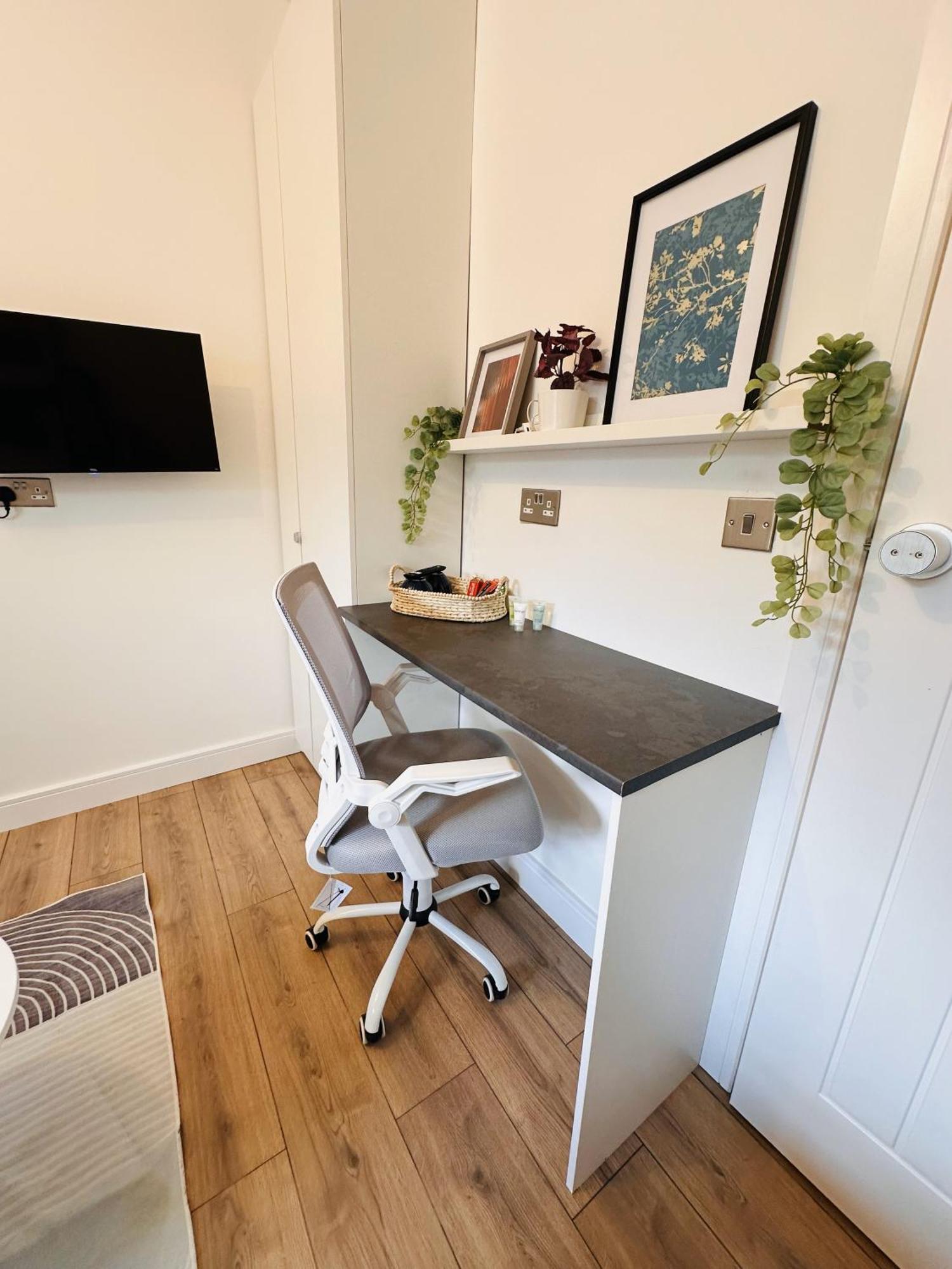 R4 Luxury Studio En-Suite Room In Harborne Lane By Queen Elizabeth Hospital Birmingham Kültér fotó