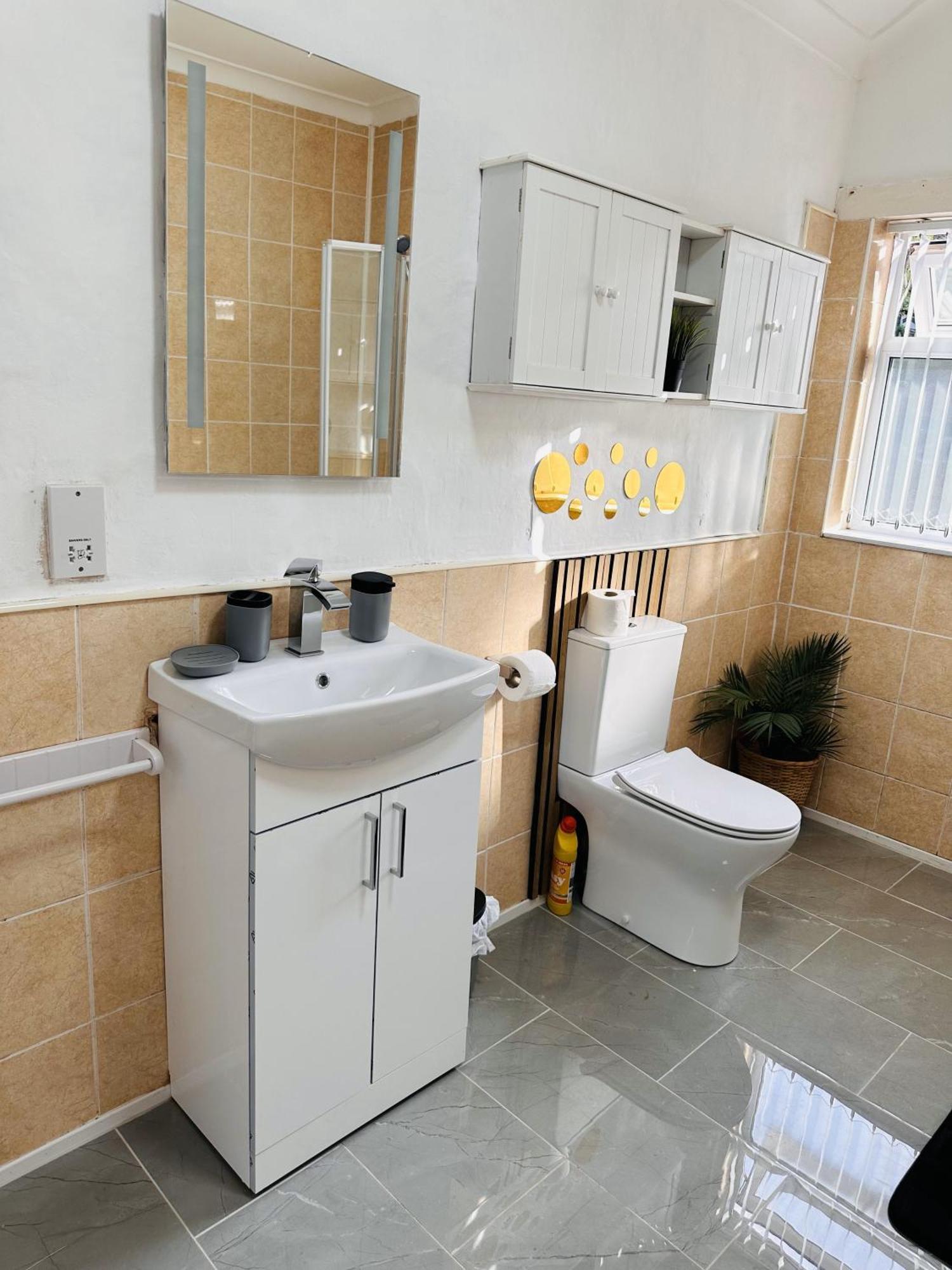 R4 Luxury Studio En-Suite Room In Harborne Lane By Queen Elizabeth Hospital Birmingham Kültér fotó